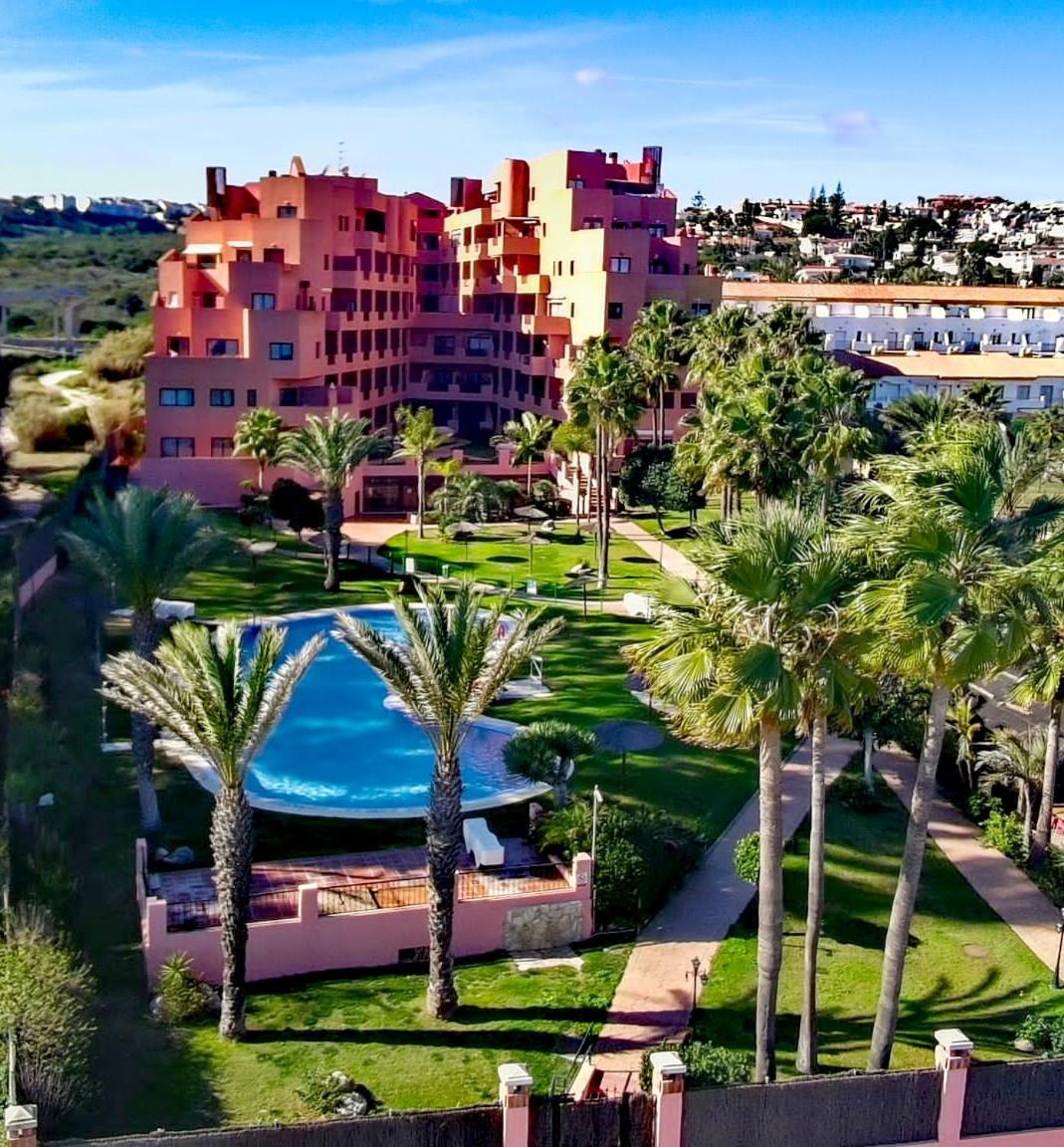 Cn-340 Suites Estepona Exteriör bild